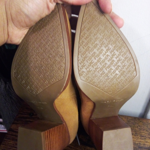 Marc Fisher, NWOT, Women's, Pull-On Boots, Size 6.5, Color Tan, Brown, - Picture 9 of 10